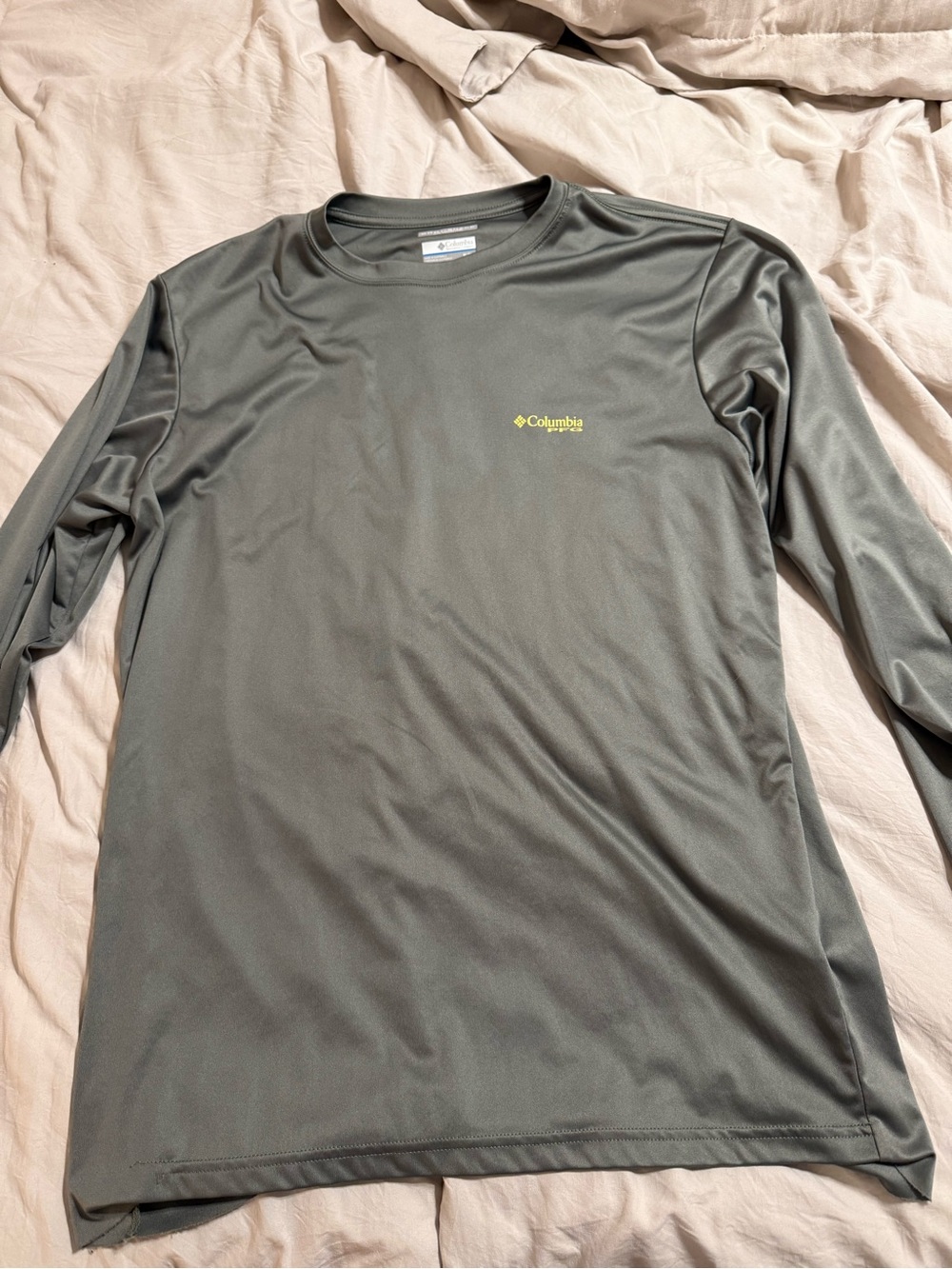 Columbia Men’s Olive Green Long Sleeve Sun shirt